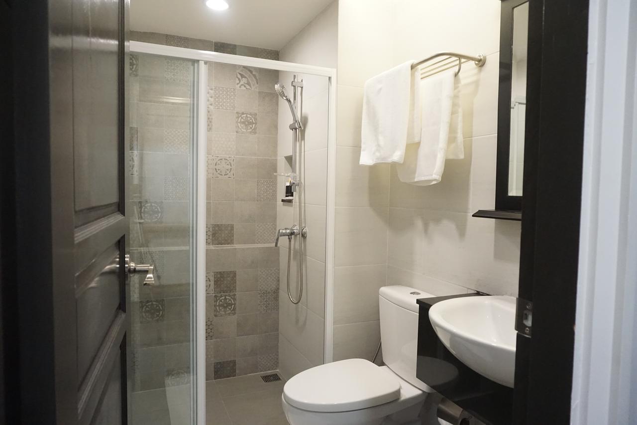 Marquise Boutique Hotel Rayong Bagian luar foto
