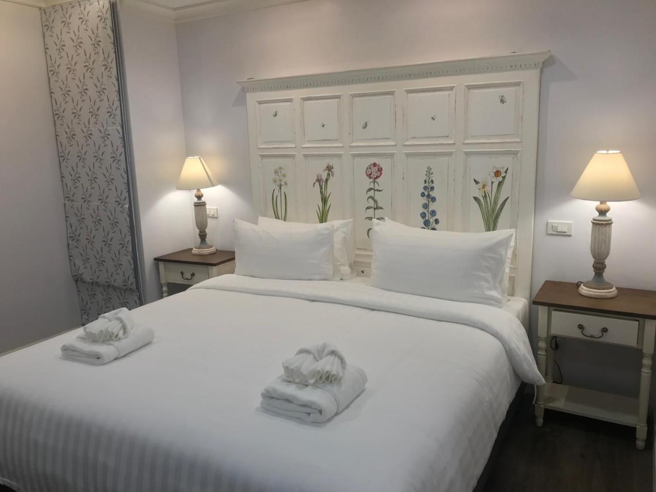 Marquise Boutique Hotel Rayong Bagian luar foto